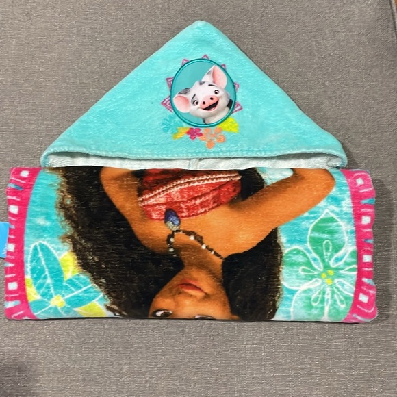 Disney Moana Hooded Towel - Picture 11 of 11